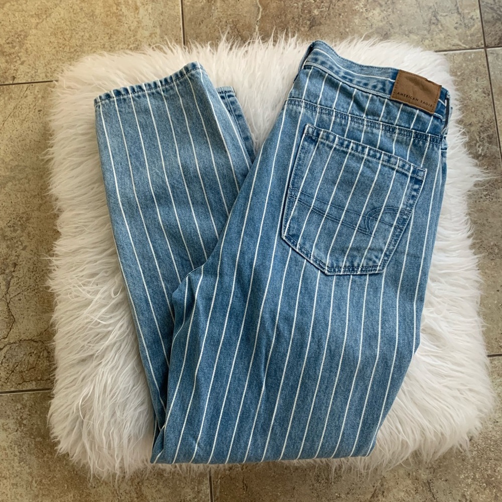 American Eagle striped mom jean